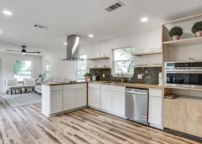 Updated Craftsman In Historic Southside Worth Vakantiehuis *