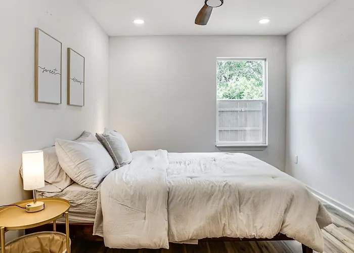 Vakantiehuis Updated Craftsman In Historic Southside Worth *